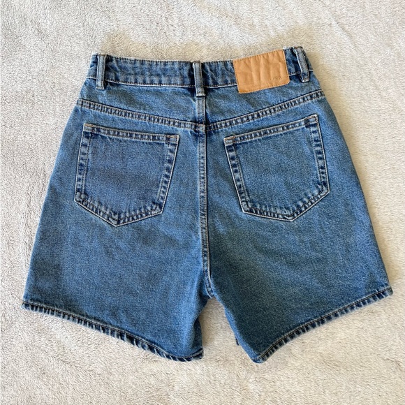 Zara Demin Hight Rise Shorts - Picture 2 of 7